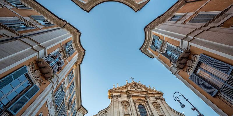 聊城老旧小区改造：世纪建筑公司解析结构加固与防水施工方案